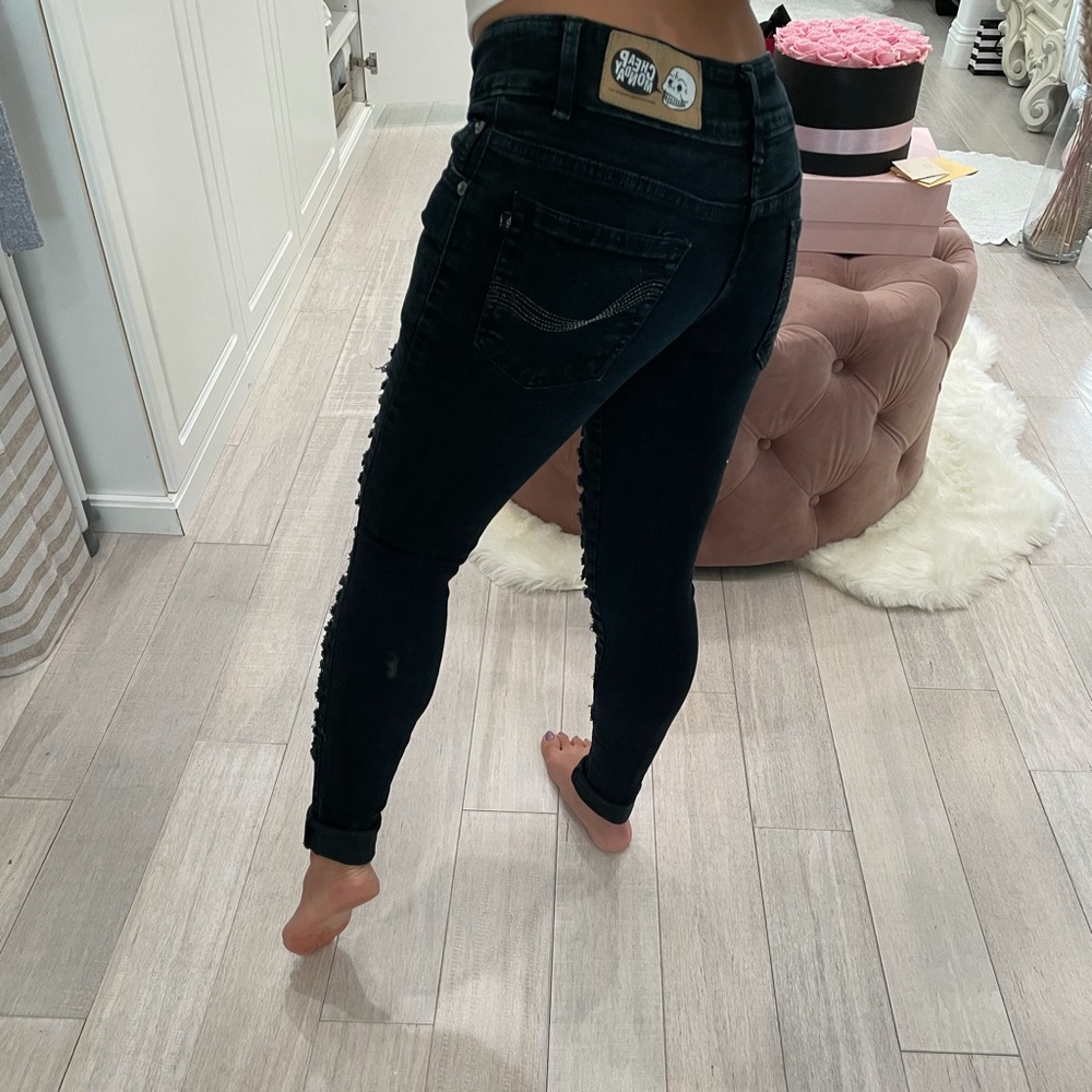 Cheap Monday Ripped Jeans - Picture 5 of 6